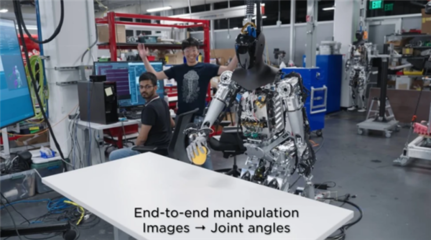 人形機(jī)器人亮相特斯拉門店 從擎天柱看智能機(jī)器人研發(fā)新浪潮